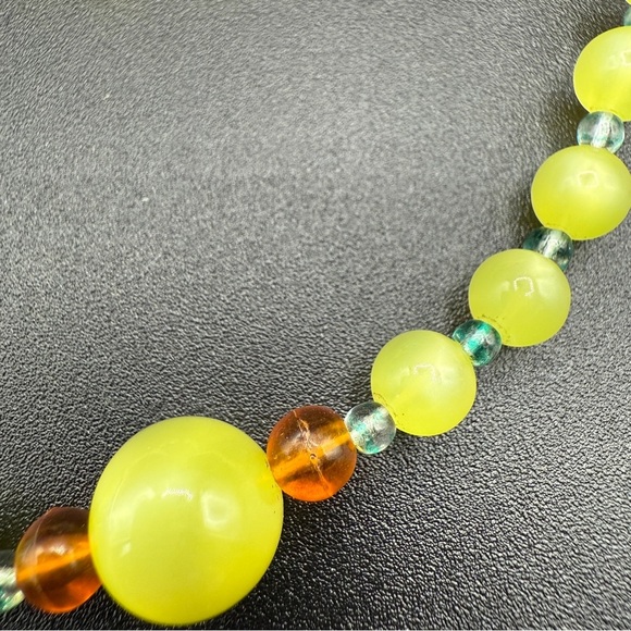 Moonglow Cateye 1970s Beaded Necklace Long - Picture 12 of 14